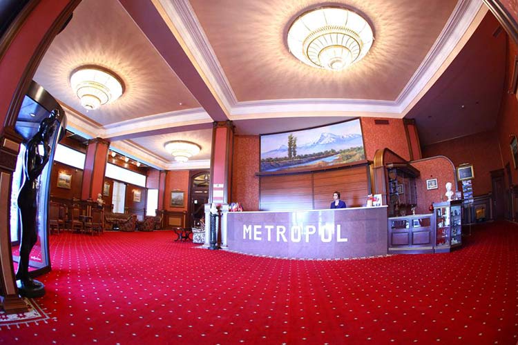 Metropol Hotel